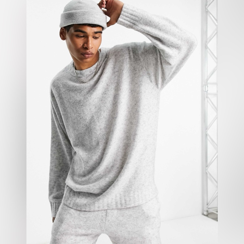 oversized knit sweater in gray